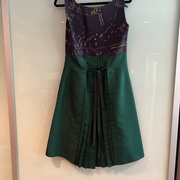 Prada, Silk Peacock Appliqué, Limited Ed.
Runway Collection Dress, S/S 2005 - Picture 5 of 9